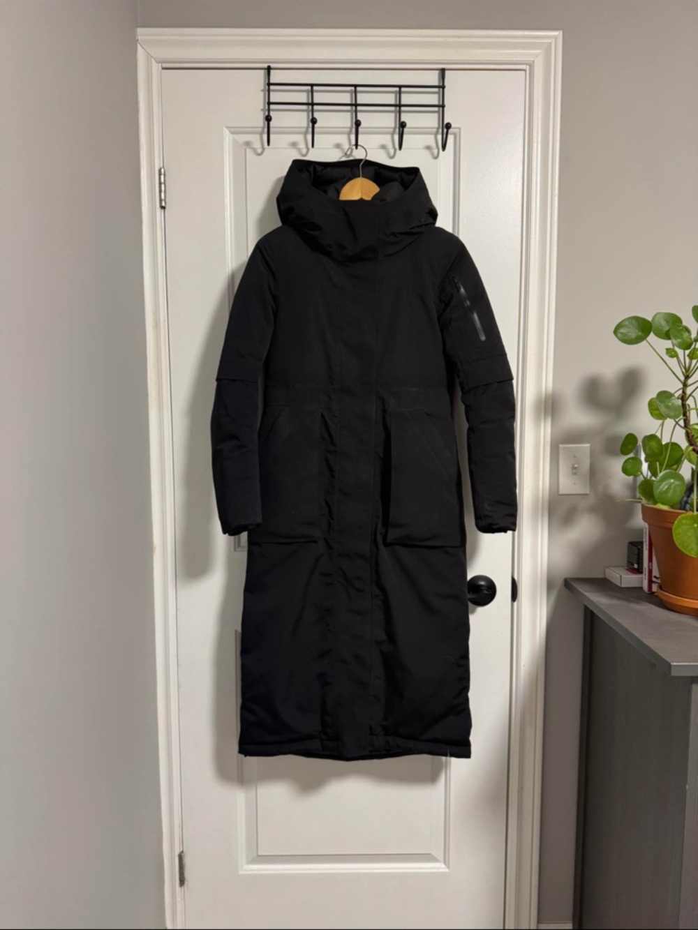 Lululemon Winter Warrior Parka Black